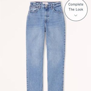 Abercrombie Curve Love Ultra High Rise 90s Straight Jean size 33